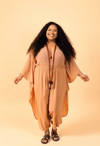 Flowy and Free: The Art of Effortless Style