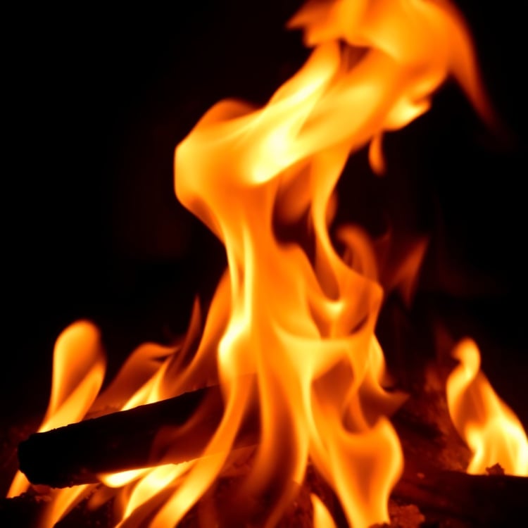Looping Fireplace Crackle Sound Effect
