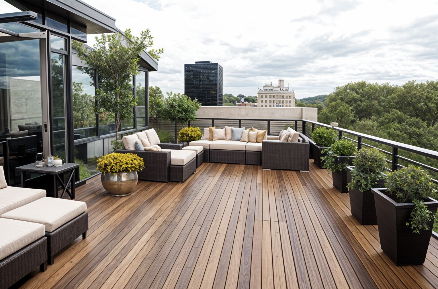 Luxurious Rooftop Deck